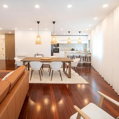 Διαμέρισμα Premium & Pool *